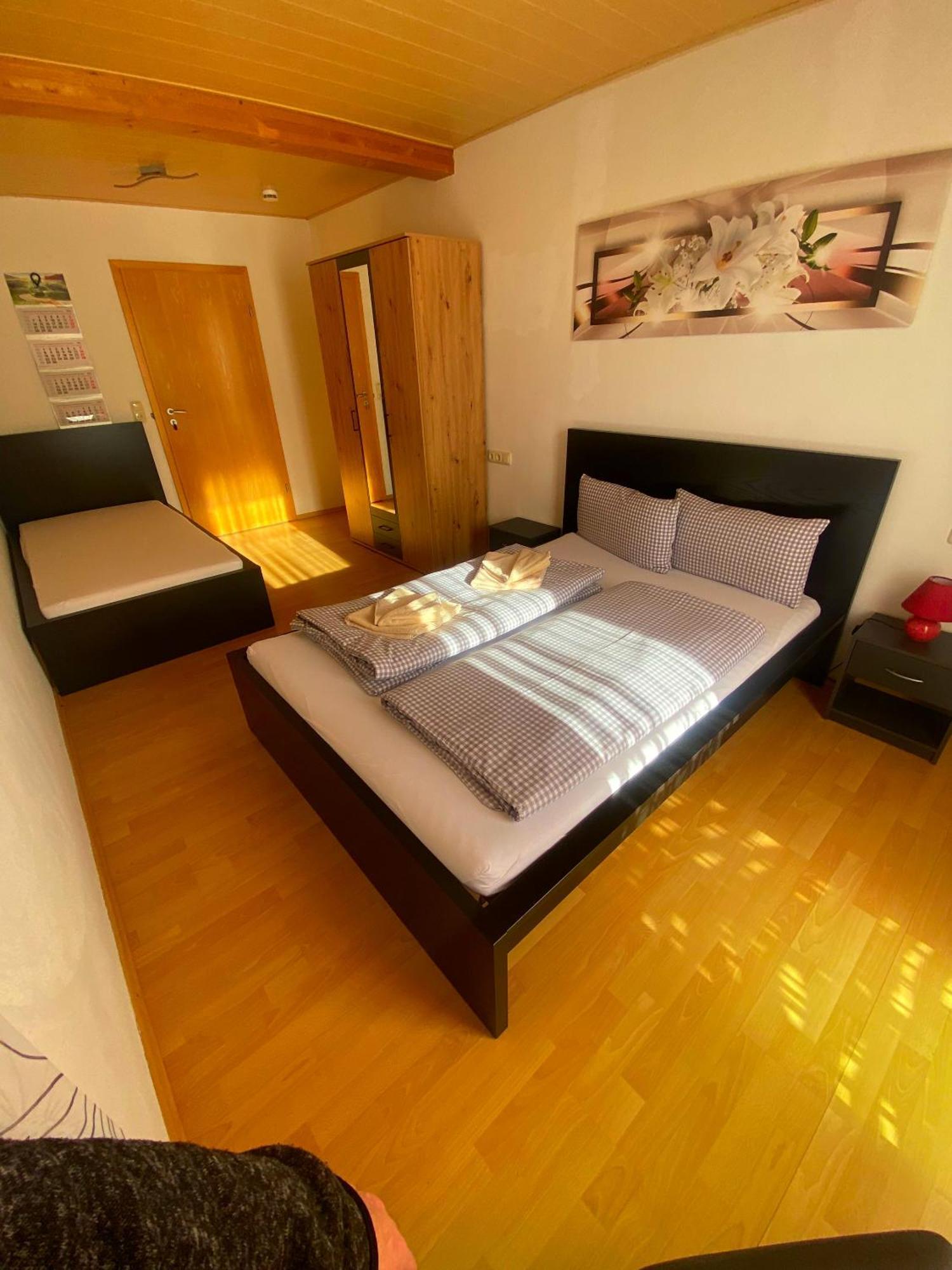 Ferienhaus Kutzenhausen Екстер'єр фото